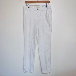SO SLIMMING GIRLFRIEND SLIM LEG CROP
U.S. SIZE 6 CHICO'S SIZE 0.5